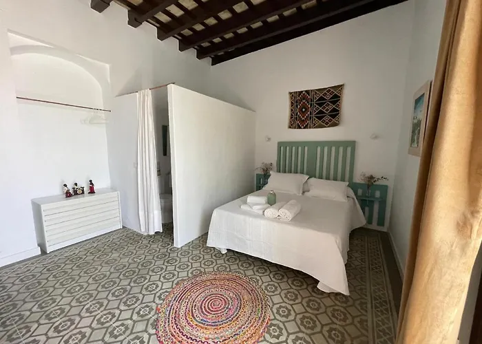 Dona Lola * コニル・デ・ラ・フロンテラ